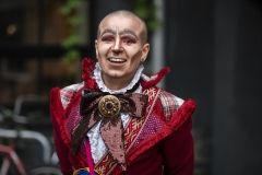 DragYourselfHere_KristaSaberova_003