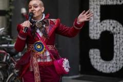 DragYourselfHere_KristaSaberova_008