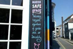 Marlborough  pubi Brightonis - autor Margit Markus