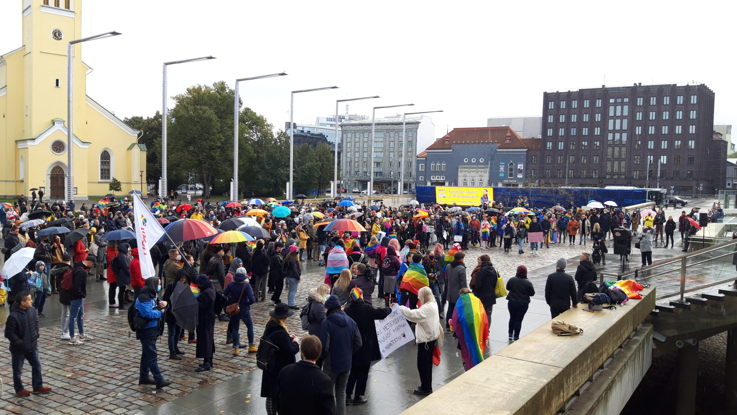 Homofoobne propaganda sidusa ja salliva ühiskonna teenistuses