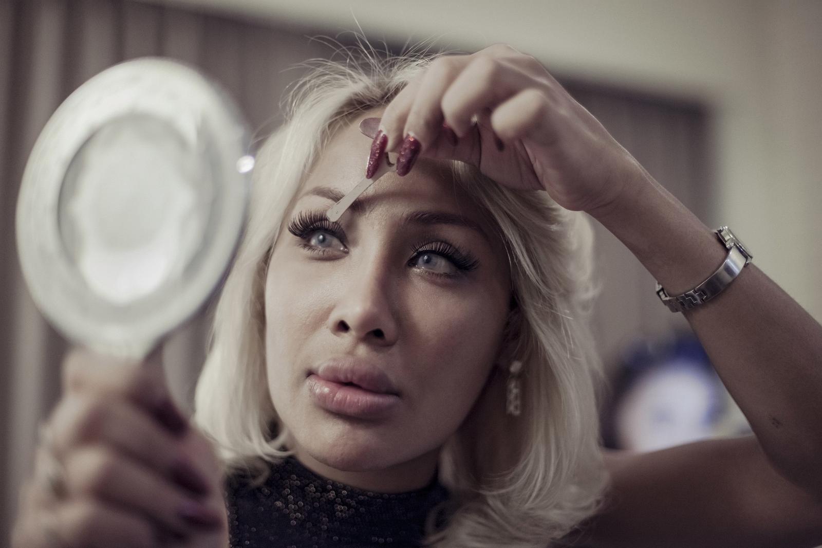 Alan Proosa näitus „Armastuse, õitsengu, hurma ja kaduviku lood“