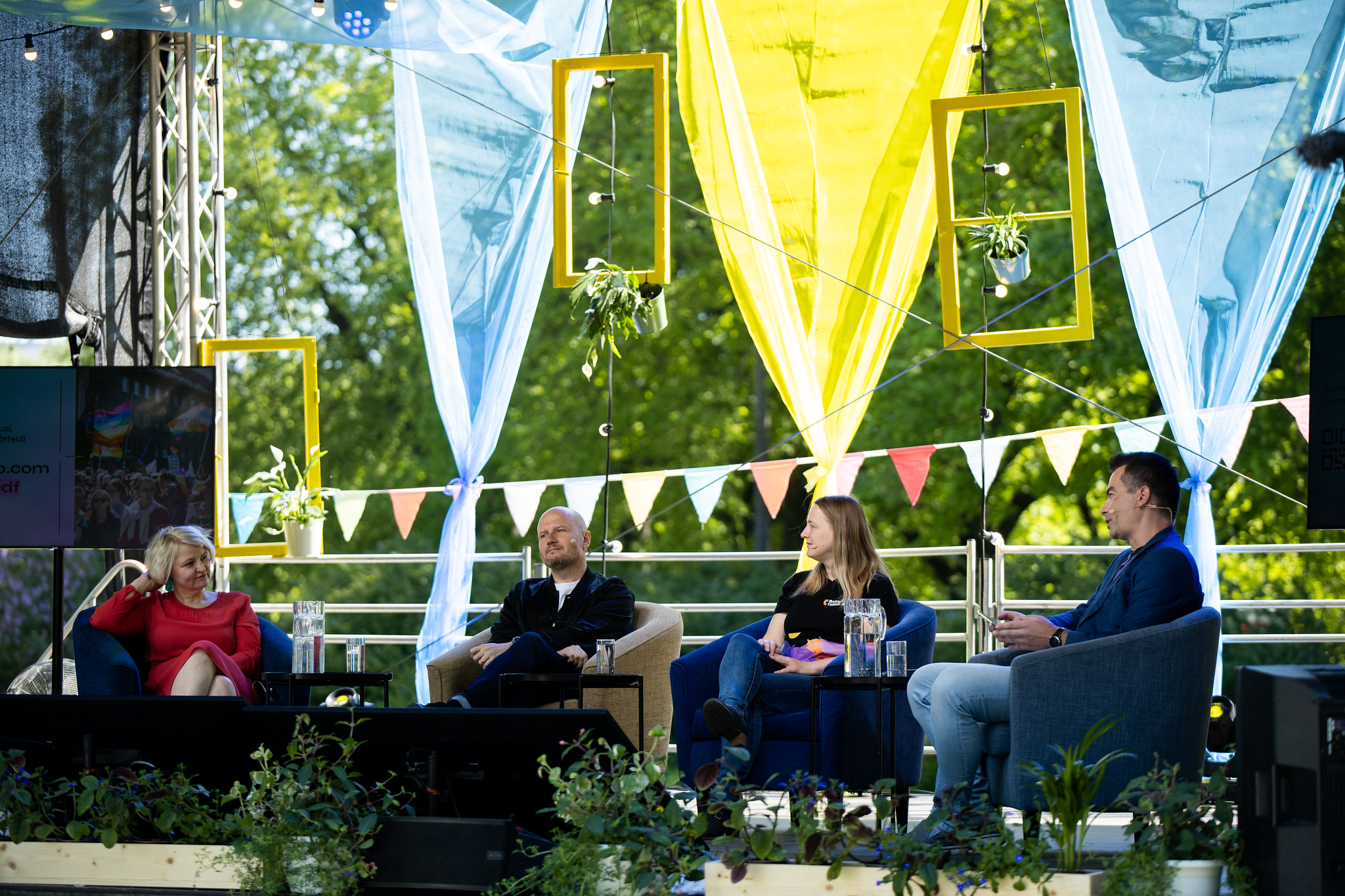 Galerii ja video: arutelu “Kuidas edendada LGBT+ inimeste õigusi ja kaitset?”