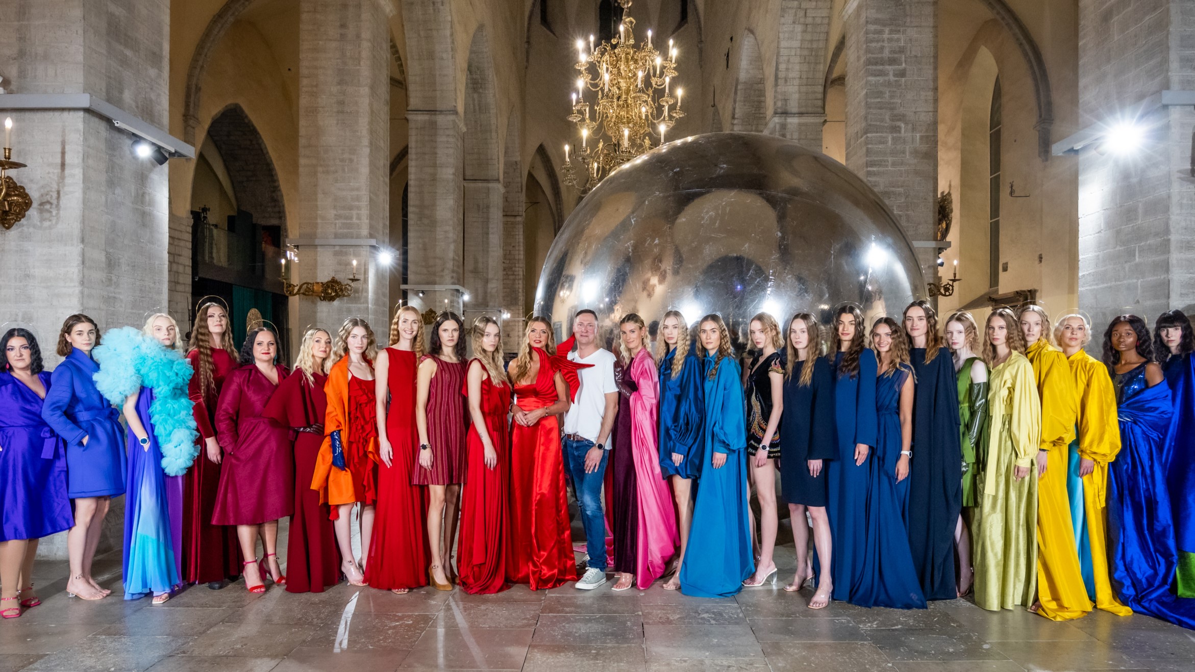 Tallinn Fashion Week sai piduliku finaali Aldo Järvsoo moeetendusega