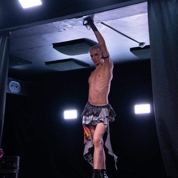 Galerii: Arseni Tšurdaljovi debüüt tantsulavastus “Old Fashioned”