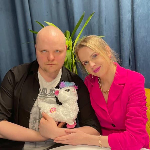 Taskuhäälingu Draama-Laama uues osas räägitakse drag-kultuurist Eestis